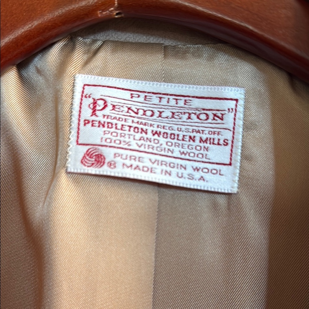 Pendleton Classic Tan Wool Blazer Petite Sz 8 - Picture 5 of 10